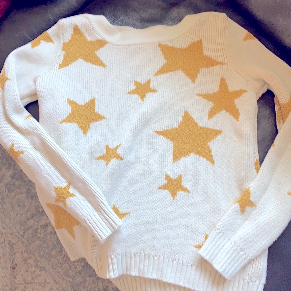 Women’s Medium Sweater